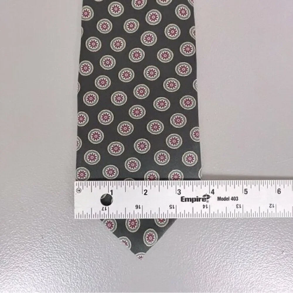 CHRISTIAN DIOR MENS SILK TIE BLACK WITH DESIGN